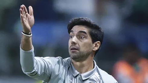 Abel Ferreira durante partida contra o EC Vitória, pela Série A