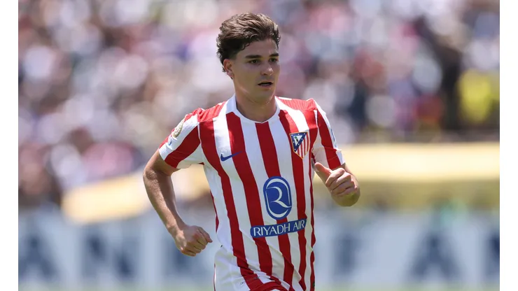 Julian Álvarez é a esperança de gols do Atlético de Madrid (Photo by Stu Forster/Getty Images)