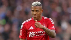 Danilo em campo pelo Nottingham Forest. (Photo by Alex Pantling/Getty Images)