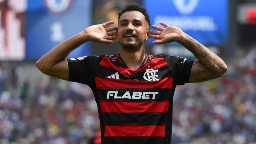PHILADELPHIA, PENNSYLVANIA – JUNE 20: Danilo #13 of CR Flamengo celebrates scoring his team’s second goal during the FIFA Club World Cup 2025 group D match between CR Flamengo and Chelsea FC at Lincoln Financial Field on June 20, 2025 in Philadelphia, Pennsylvania. (Photo by David Ramos/Getty Images)