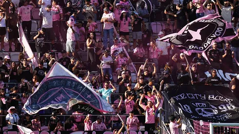 Torcida do Inter Miami-EUA fazendo a festa. Foto: Rich Storry/Getty Images.