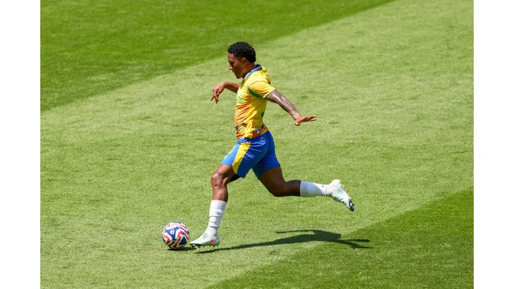 Lucas Ribeiro é a esperança de gols do Mamelodi. Ele marcou um golaço contra o Borussia (Photo by Dylan Buell/Getty Images)