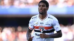 Lucas Ferreira em ação pelo São Paulo - Foto: Marcello Zambrana/AGIF