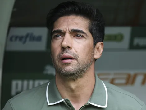 Abel Ferreira, do Palmeiras, chora ao mencionar esposa e filhas