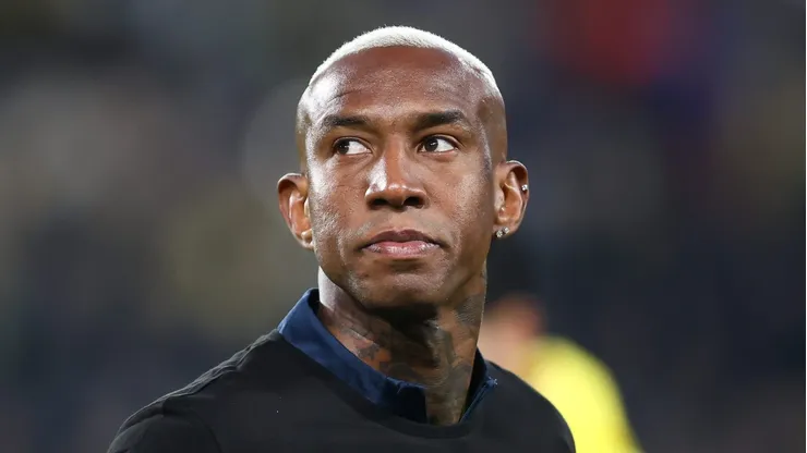 Talisca, atacante do Fenerbahçe - Foto: Ahmad Mora/Getty Images
