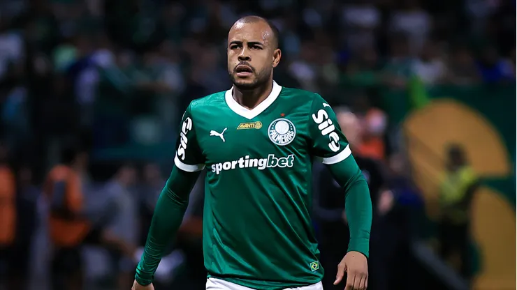 Lateral em partida pelo Palmeiras. Foto: Fabio Giannelli/AGIF