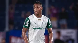 Vanderlan, lateral do Palmeiras vira alvo da torcida por desempenho abaixo do esperado no Mundial 2025