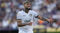 Alexander Barboza, comemora vitória do Botafogo contra o PSG e torcida quer vê-lo titular contra o Atletico de Madrid