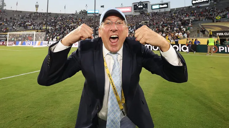 John Textor está prestes a garantir mais um reforço ao Botafogo.