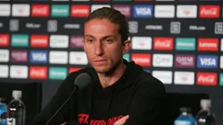 Filipe Luís vem se tornando alvo do Atlético de Madrid visando a saída de Simeone