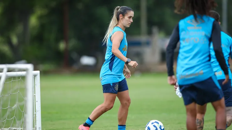 Daniela Montoya vai defender a Colômbia em amistosos - Foto: Caroline Motta/Grêmio FBPA
