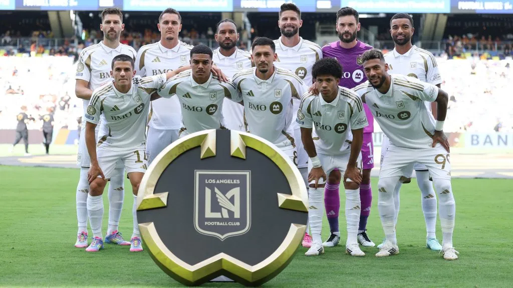 Equipe do Los Angeles contra o Espérance