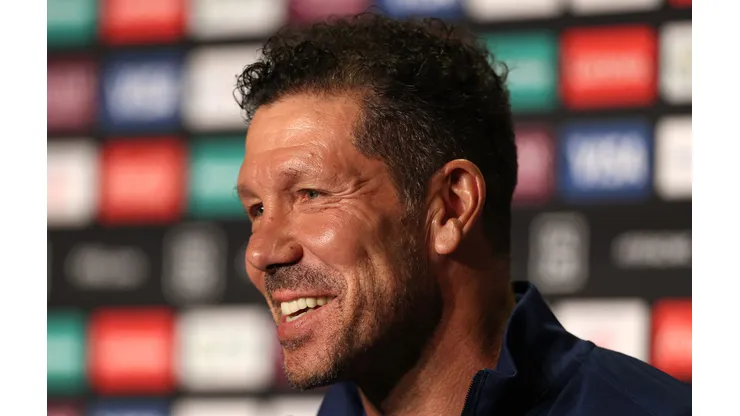 Simeone escala time espanhol com força maxíma para final antecipada com Botafogo (Photo by Stu Forster/Getty Images)