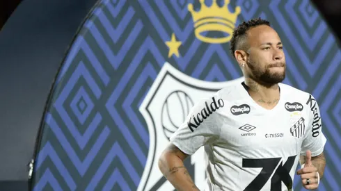 BA - SALVADOR - 25/05/2025 - BRASILEIRO A 2025, VITORIA X SANTOS - Neymar jogador do Santos durante aquecimento antes da partida contra o Vitoria no estadio Barradao pelo campeonato Brasileiro A 2025. Foto: Jhony Pinho/AGIF