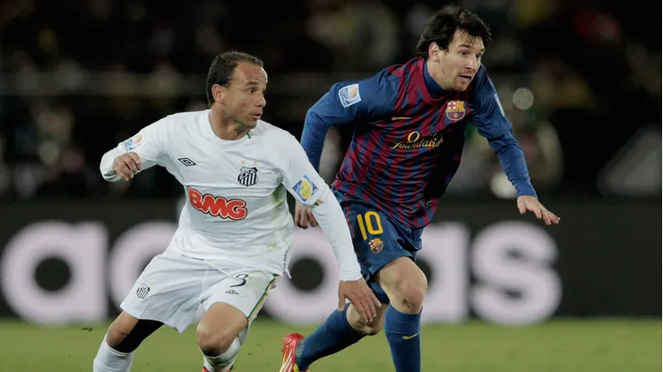 Em 2011, Messi e o Barcelona atropelaram o Santos na final do Mundial (Photo by Lintao Zhang)