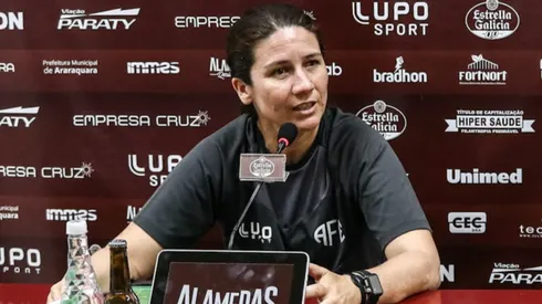 Jéssica de Lima, ex-treinadora da Ferroviária (Foto/Reprodução)