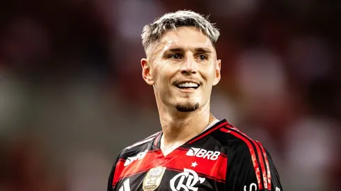Guillermo Varela, virou destaque do Flamengo no Mundial de Clubes e a torcida foi à loucura com sua nova marca pessoal