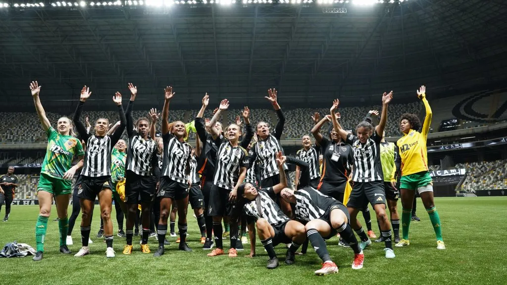 Grupo de jogadoras do Atlético-MG