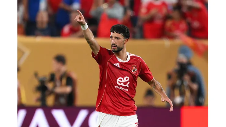 Abou Ali foi o destaque em Al-Alhy contra o Porto ao marcado três gols. Foto: David Ramos/Getty Images)