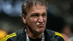 Treinador ainda não conseguiu encontrar o time ideal. Foto: Fernando Moreno/AGIF.