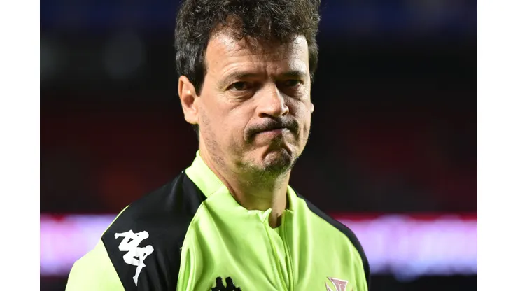 SP - SAO PAULO - 12/06/2025 - BRASILEIRO A 2025, SAO PAULO X VASCO - Fernando Diniz tecnico do Vasco durante partida contra o Sao Paulo no estadio Morumbi pelo campeonato Brasileiro A 2025. Foto: Jota Erre/AGIF