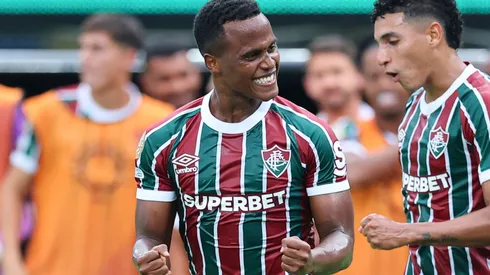 Jhon Arias comemora gol marcado pelo Fluminense. Foto: Associated Press / Alamy Stock Photo