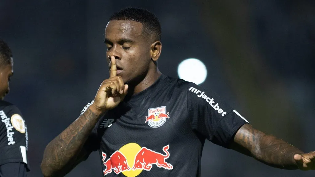 Helinho foi especulado também no Santos - Foto: Diogo Reis/AGIF.