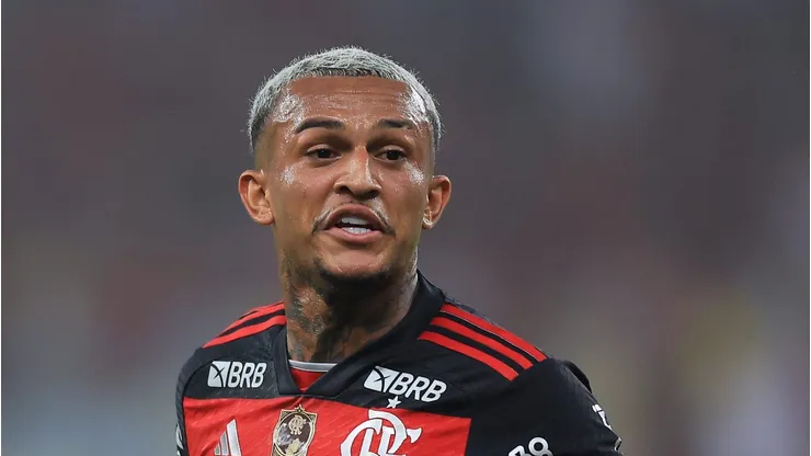 Wesley durante partida do Fla no Maracanã.