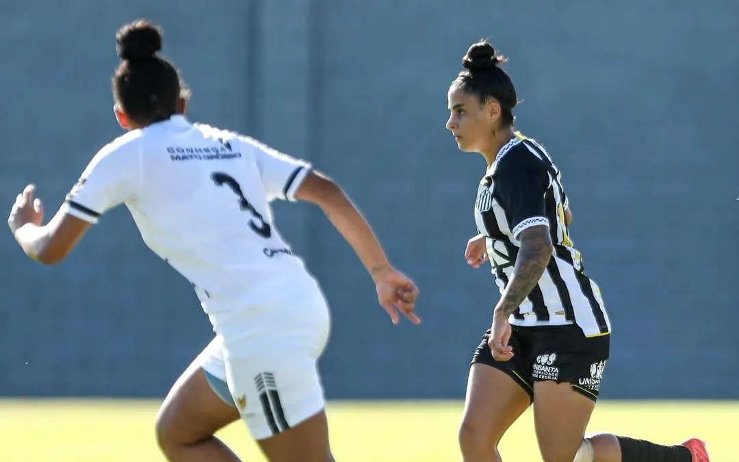 Analuyza foi destaque no duelo de ida contra o Açao-MT fora de casa pelo Brasileirão Feminino A2. Foto: Reinaldo Campos/Santos FC