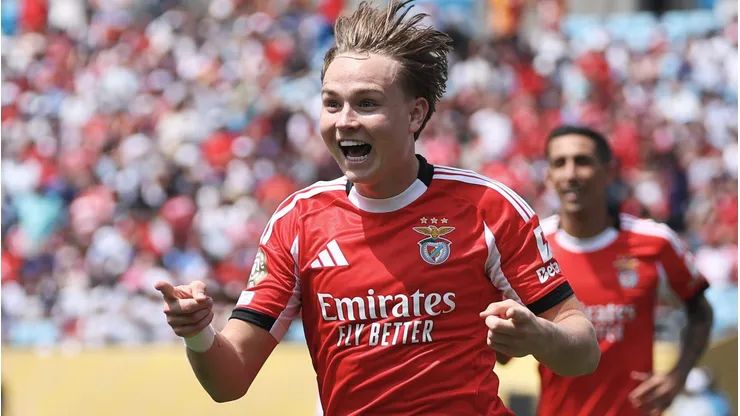 Benfica de Schjelderup surpreendeu o Bayern e garantiu a liderança do Grupo C (Photo by Kevin C. Cox)