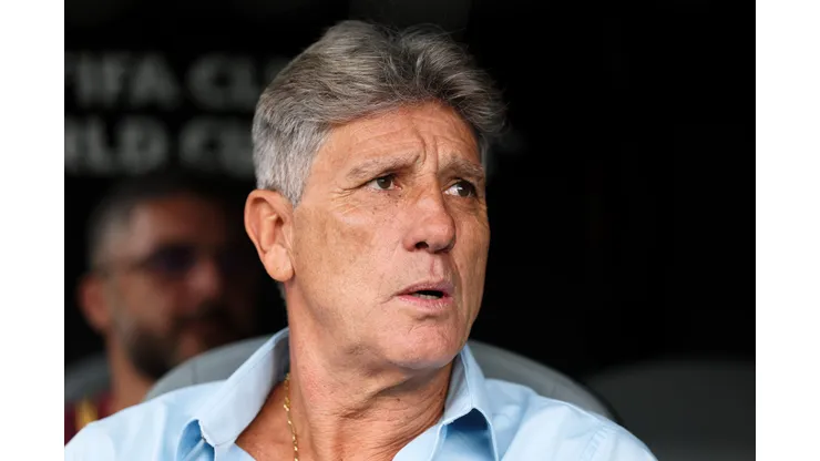 Renato Gaúcho acompanhando equipe do Fluminense - Foto: Francois Nel/Getty Images