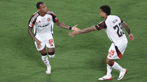 Wallace Yan marca no fim e Flamengo empata com o Los Angeles FC em Orlando.