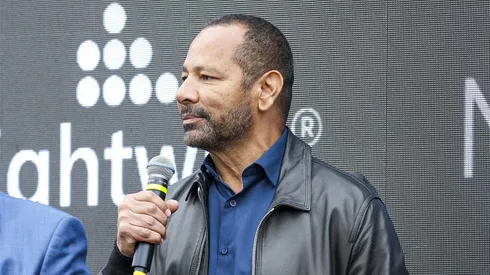 Neymar Pai vem trabalhando para garantir evolução do Santos