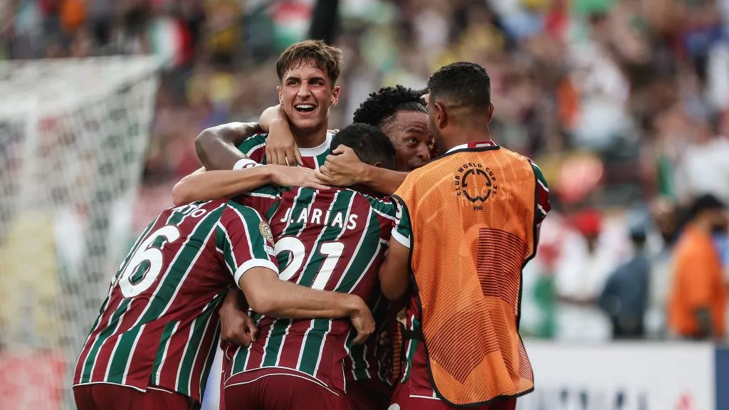 Jogadores do Tricolor das Laranjeiras celebram tento anotado no Mundial. Foto: Lucas Merçon/Fluminense.