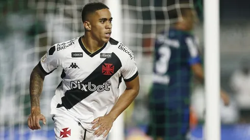 Erick Marcus comemora gol marcado pelo Vasco. Foto: Daniel Ramalho.