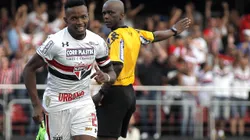 SP - Sao Paulo - 08/04/2017 - Paulista 2017 - Sao Paulo X Linense - jogador Thiago Mendes comemora o segundo gol do Sao Paulo durante partida de volta das quartas-de-finais do Campeonato Paulista no Estadio do Morumbi. Foto: Daniel Vorley/AGIF