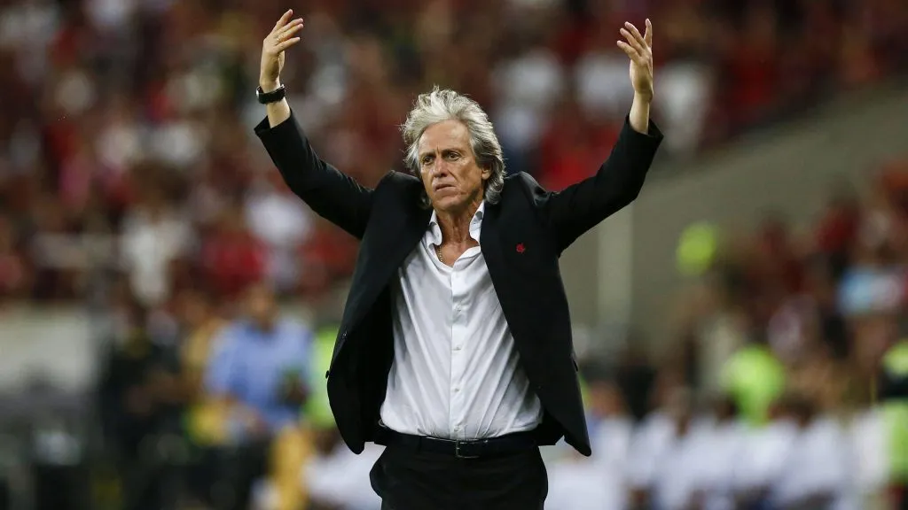 Jorge Jesus está próximo de assinar com novo clube – Foto: Bruna Prado/Getty Images