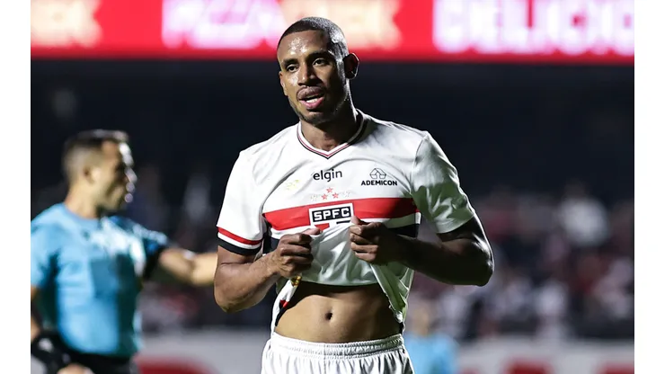 SP - SAO PAULO - 24/05/2025 - BRASILEIRO A 2025, SAO PAULO X MIRASSOL - Andre Silva jogador do Sao Paulo durante partida contra o Mirassol no estadio Morumbi pelo campeonato Brasileiro A 2025. Foto: Fabio Giannelli/AGIF