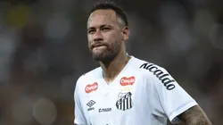 Neymar terá vencimentos parecidos com o do último contrato na 'carteira' (CLT)