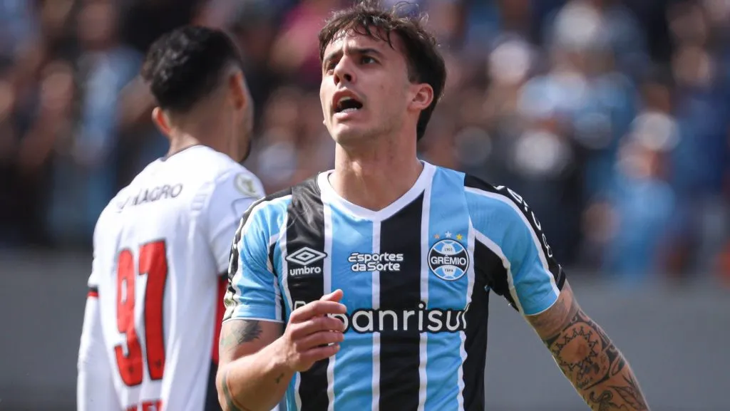 Carballo, do Grêmio