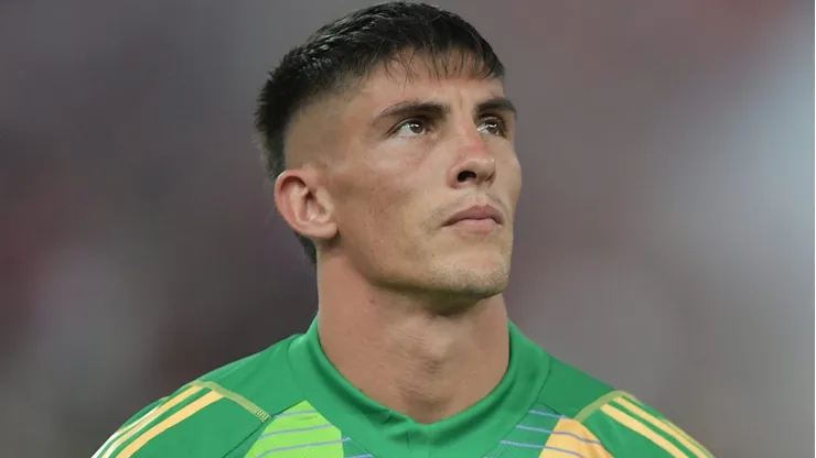 Rochet disputou apenas um jogo em 2025 (e saiu machucado)