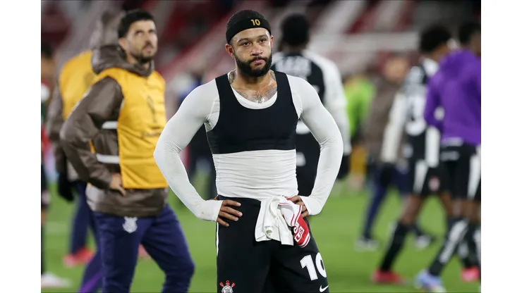 Corinthians busca acordo com Memphis para evitar mais polêmicas internas no clube (Photo by Daniel Jayo/Getty Images)