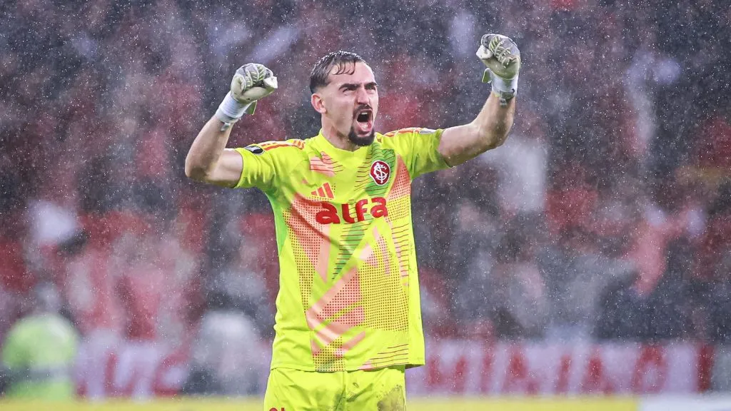 Anthoni no gol do Internacional. Foto: Maxi Franzoi/AGIF