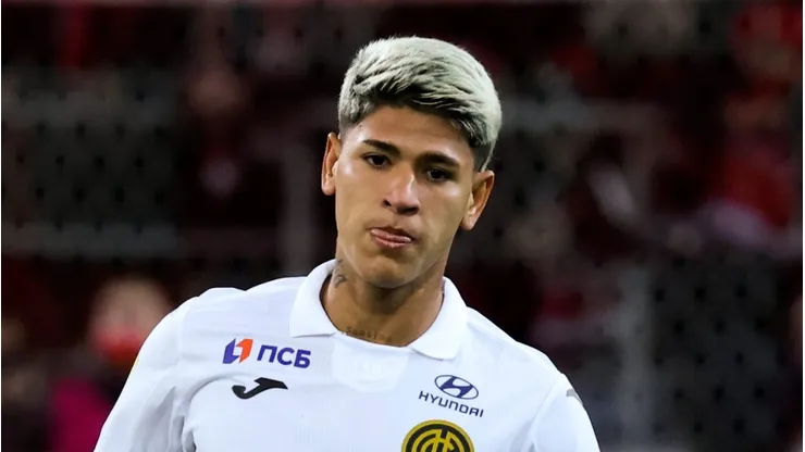 — Carrascal está chegando ao Flamengo