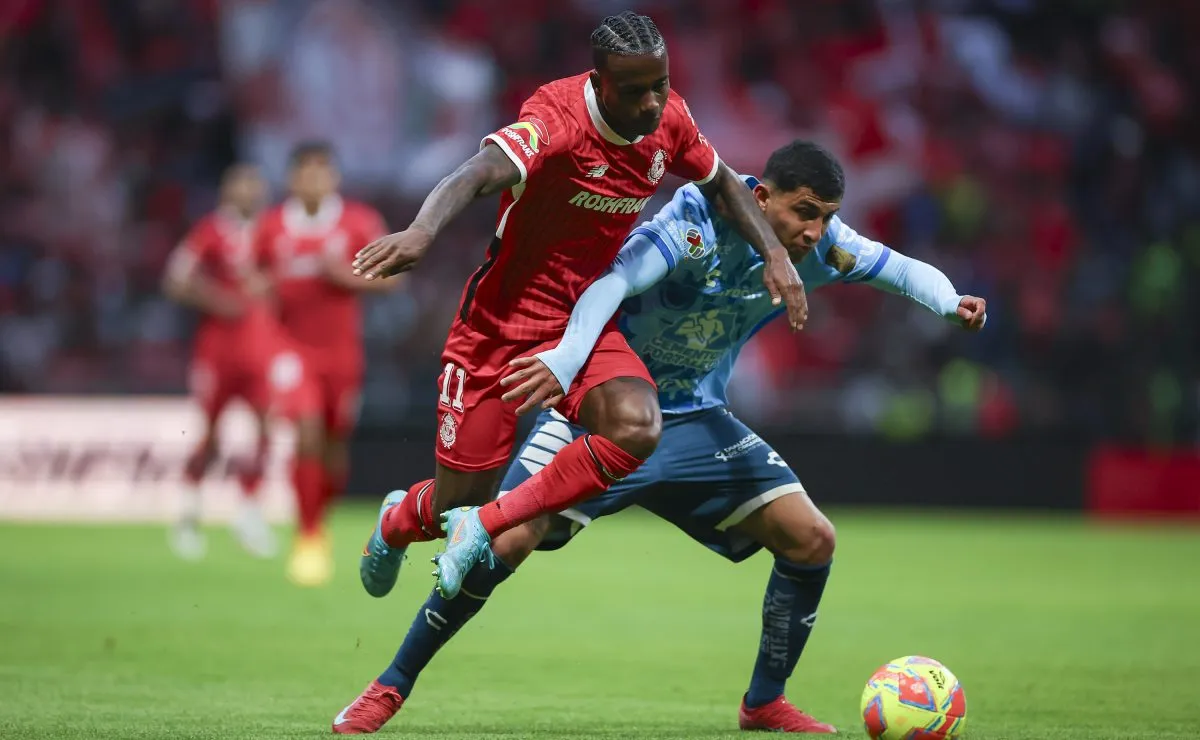 Helinho deve continuar no Toluca e não vem ao Corinthians