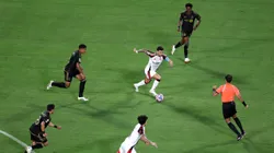 ORLANDO, FLORIDA - JUNE 24: Giorgian de Arrascaeta #10 of CR Flamengo runs with the ball during the FIFA Club World Cup 2025 group D match between Los Angeles Football Club and CR Flamengo at Camping World Stadium on June 24, 2025 in Orlando, Florida. (Photo by Megan Briggs/Getty Images)