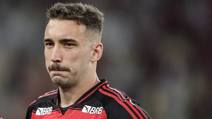 Zagueiro deu a sua opinião - Foto: Thiago Ribeiro/AGIF.