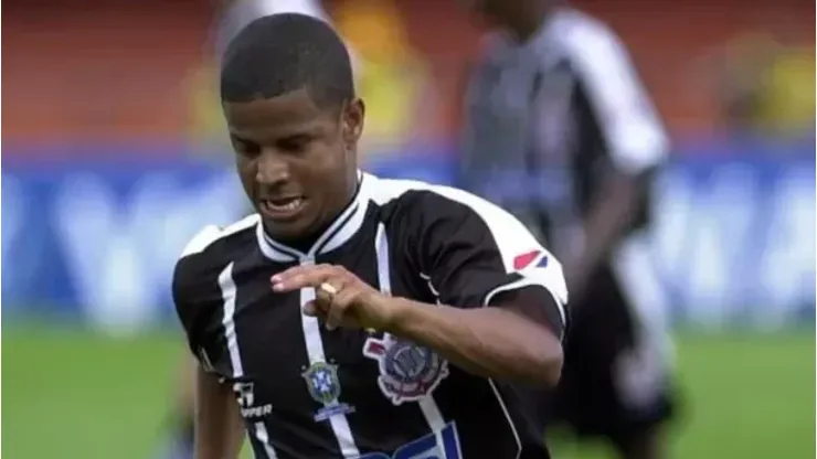 Marcelinho Carioca nos tempos de jogador do Timão - Foto: Getty Images