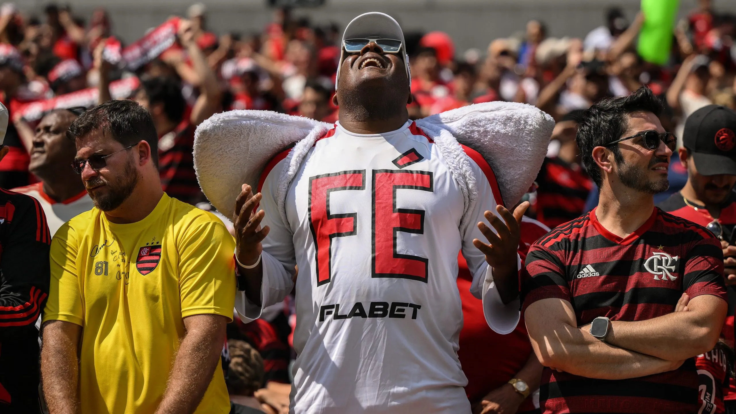 PHILADELPHIA, PENNSYLVANIA – JUNE 20: A CR Flamengo fan dressed up as an angel enjoys the atmosphere during the FIFA Club World Cup 2025 group D match between CR Flamengo and Chelsea FC at Lincoln Financial Field on June 20, 2025 in Philadelphia, Pennsylvania. (Photo by David Ramos/Getty Images)