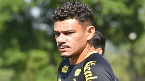 Tiquinho Soares tem situação exposta no Santos